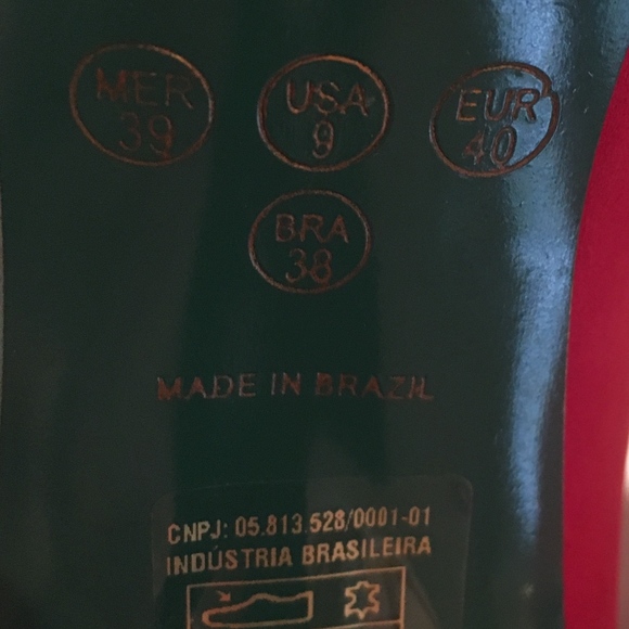 Avida Flamingo Pointed-Toe Pumps - Picture 7 of 8